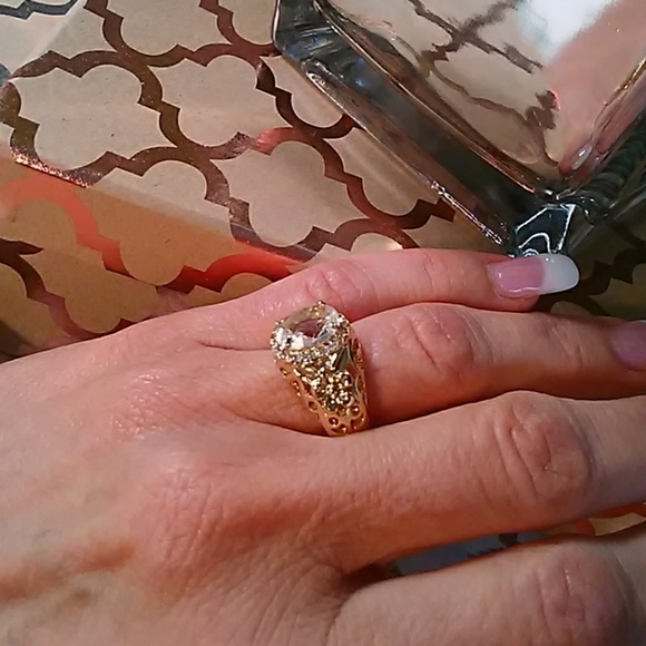 Simulated Diamond Ring Sz 7 - Picture 4 of 6